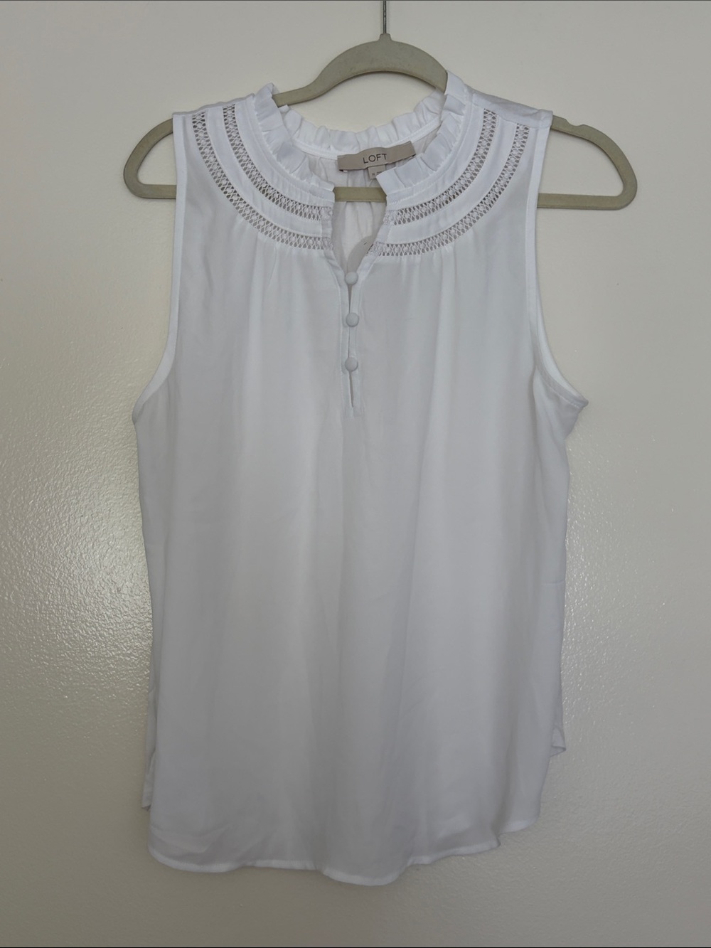 LOFT White Sleeveless Ruffled Yoke Camisole